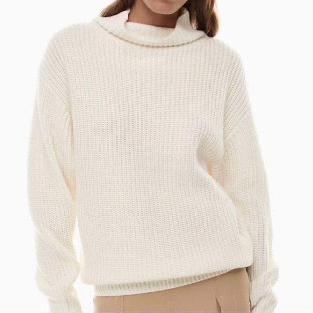 Wilfred Cream Cozy Ribbed Turtleneck Sweater